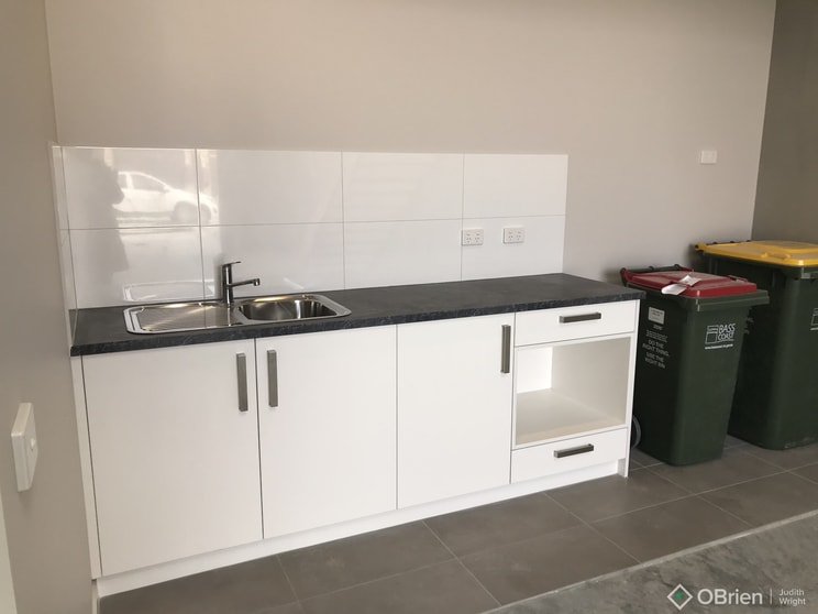 Click to view all images 5/1-3 Industrial Way Cowes VIC 3922 - Image 3