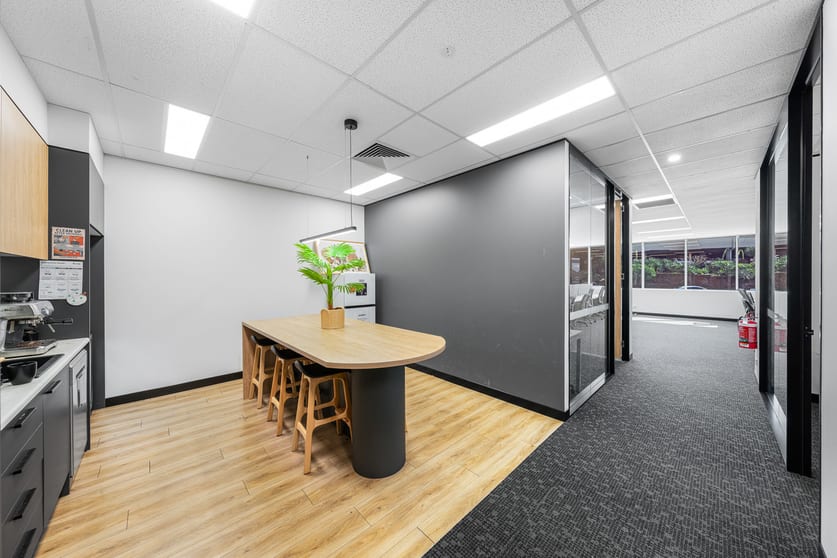 Click to view all images 88 Brandl Street Eight Mile Plains QLD 4113 - Image 1