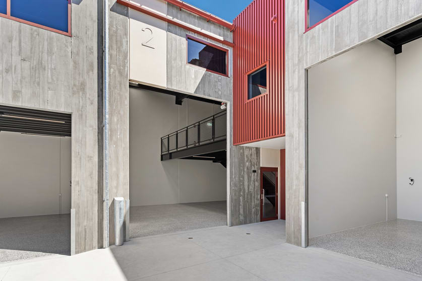 Click to view all images 2/19 Margaret Street Southport QLD 4215 - Image 2