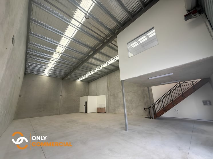 Click to view all images 6/109 Hub Crescent Heathwood QLD 4110 - Image 3