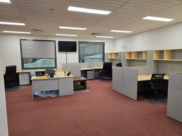 Click to view all images 4 & 5/11 Kay Street Traralgon VIC 3844 - Image 3