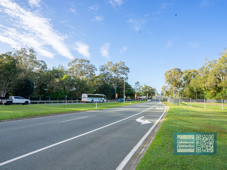 Click to view all images 622 Gympie Road Lawnton QLD 4501 - Image 3