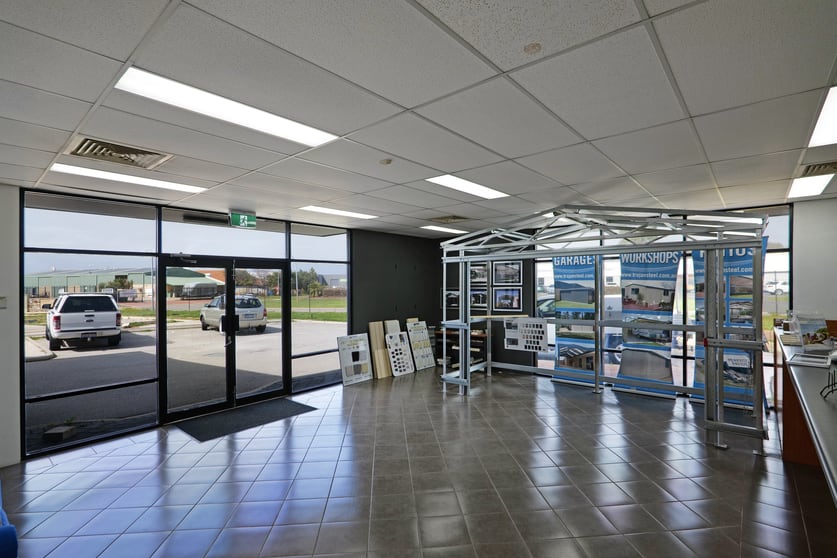 Click to view all images 4 Stockton Road Port Kennedy WA 6172 - Image 3