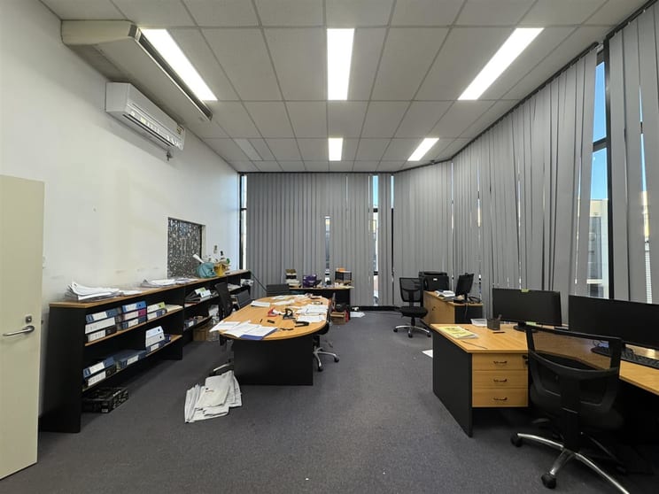 Click to view all images Part 17/109A Bonds Road Riverwood NSW 2210 - Image 2