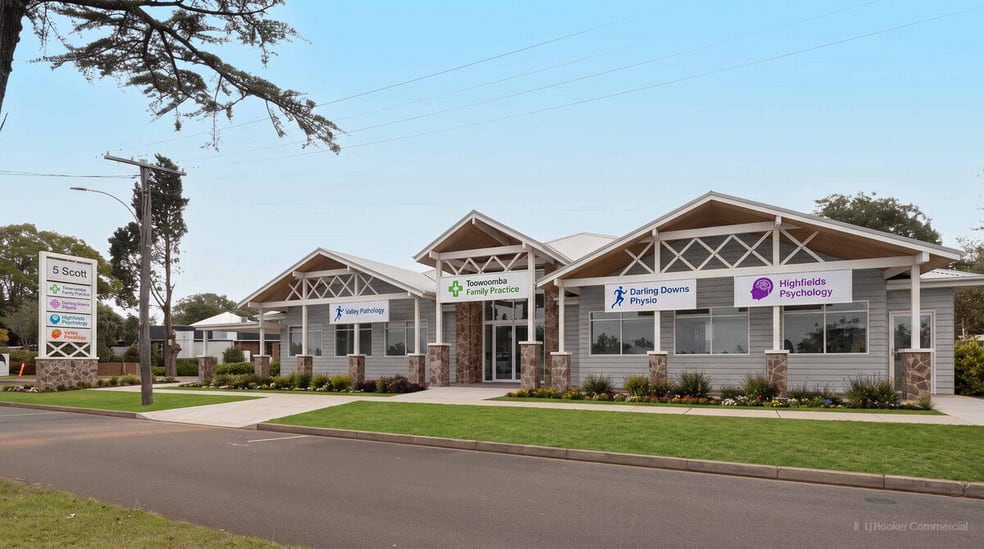Click to view all images 3-5 Scott Street East Toowoomba QLD 4350 - Image 4