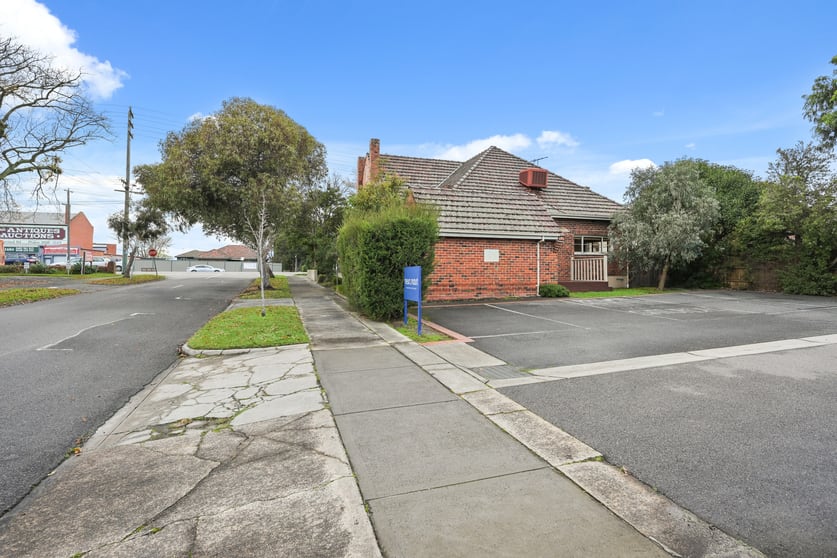 258 Warrigal Road Glen Iris VIC 3146 - Image 2