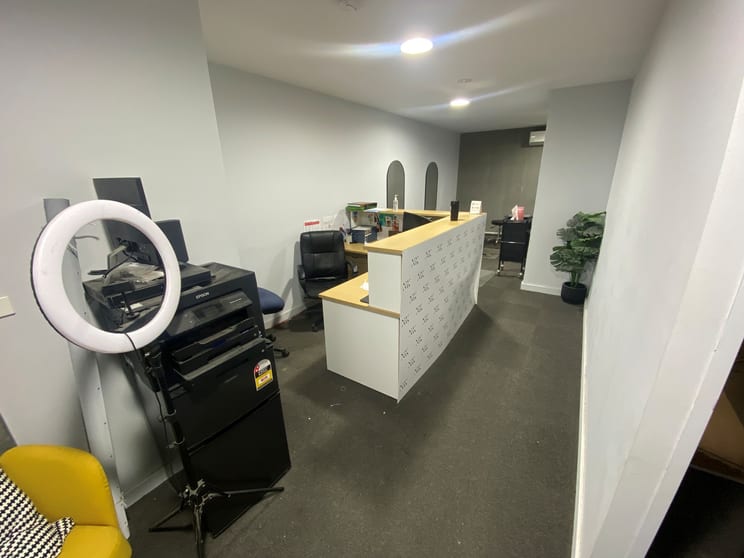Click to view all images 12/7 Waynote Place Unanderra NSW 2526 - Image 3