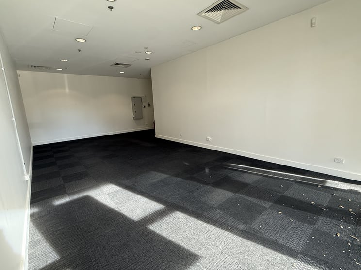 Click to view all images Shop 5/116-128 Sharp Street Cooma NSW 2630 - Image 2
