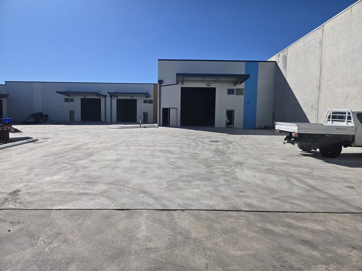 Click to view all images 23 Erceg Road Yangebup WA 6164 - Image 3