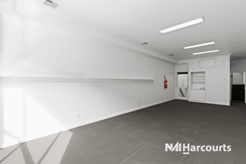Click to view all images 90 St Kilda Road St Kilda VIC 3182 - Image 3