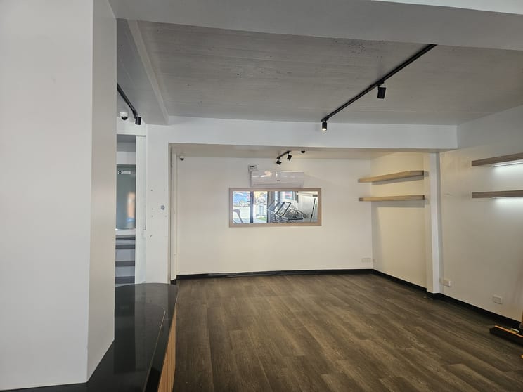Click to view all images 160 Tenth Street Mildura VIC 3500 - Image 3