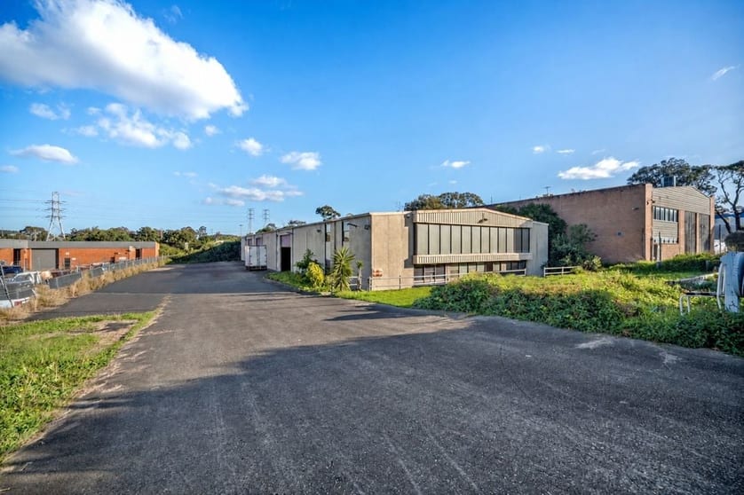 Click to view all images 9 Stoddart Road Prospect NSW 2148 - Image 3