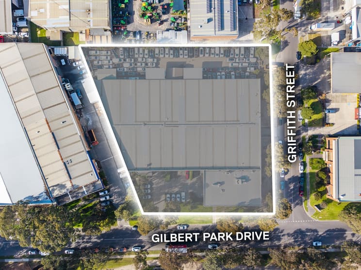13 Gilbert Park Drive Knoxfield VIC 3180 - Image 2