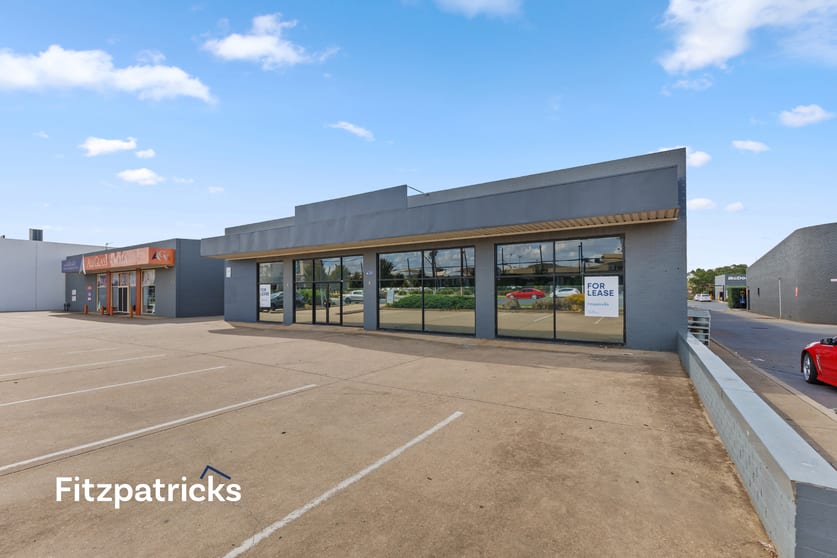 Click to view all images 2/133 Fernleigh Road Wagga Wagga NSW 2650 - Image 2