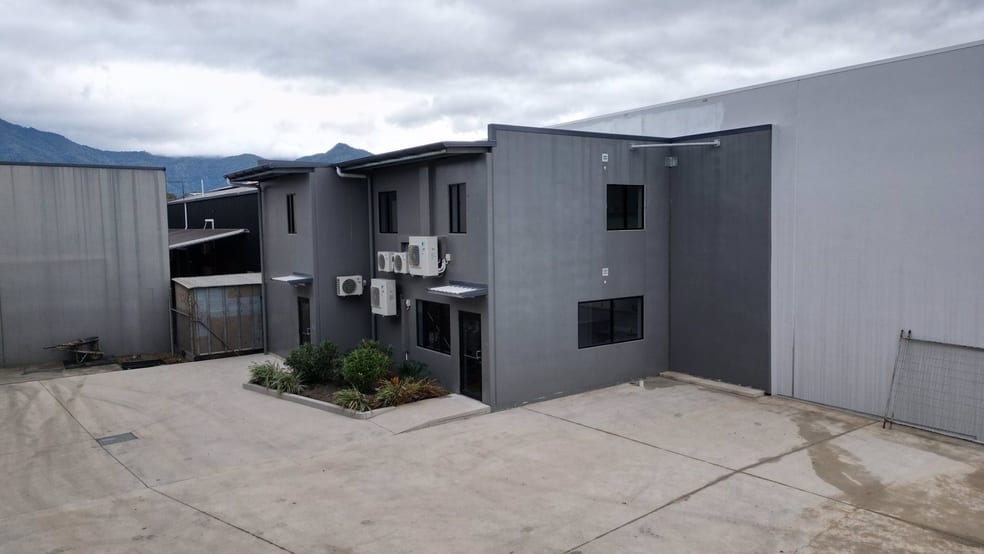 Click to view all images 15 Gosper Close Edmonton QLD 4869 - Image 4