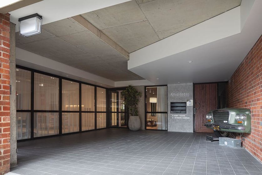 Click to view all images 60 Raff Street Spring Hill QLD 4000 - Image 2