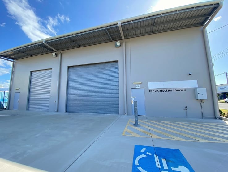 Click to view all images 10-12 Corporate Crescent Garbutt QLD 4814 - Image 1