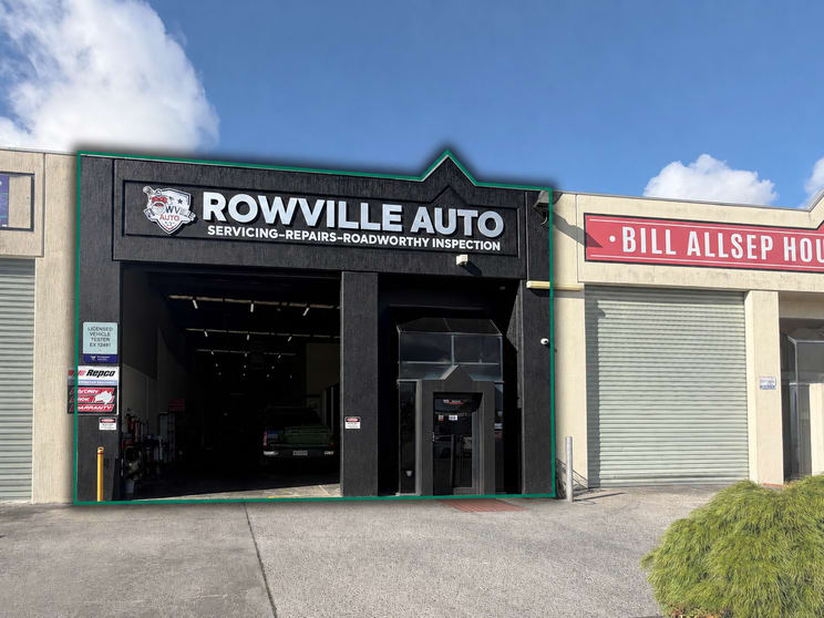 Click to view all images 2/18 Laser Drive Rowville VIC 3178 - Image 1