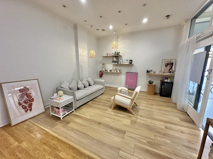 Click to view all images Shop 7/688 Pittwater Road Brookvale NSW 2100 - Image 2
