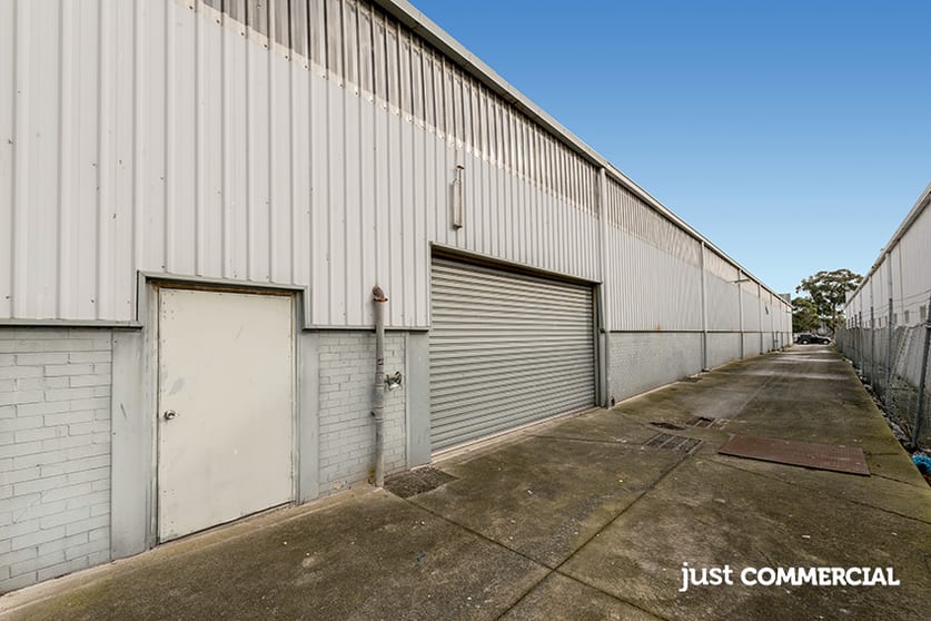 Click to view all images Rear/83 Hartnett Drive Seaford VIC 3198 - Image 1