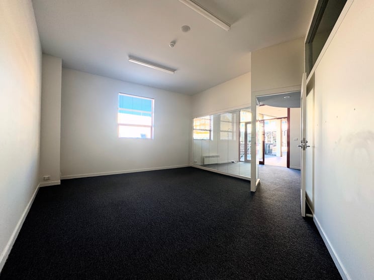 Click to view all images 1b/41 Salamanca Place Battery Point TAS 7004 - Image 3
