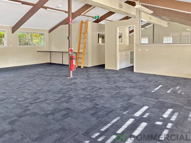 Click to view all images 2 Stewart Street Withcott QLD 4352 - Image 3
