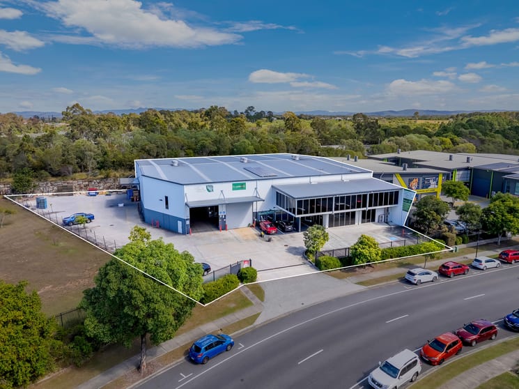 Click to view all images 7 Flinders Parade North Lakes QLD 4509 - Image 1