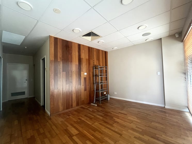 Click to view all images 18/121 Shute Harbour Road Cannonvale QLD 4802 - Image 2