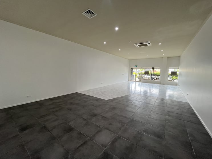 2/93 Main Street Proserpine QLD 4800 - Image 3