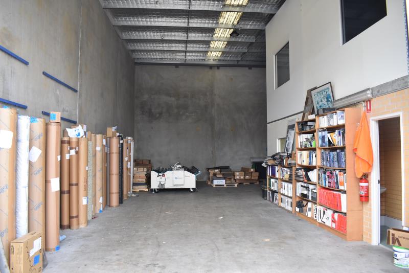 Click to view all images Unit 8/47-51 Lorraine Street Peakhurst NSW 2210 - Image 2