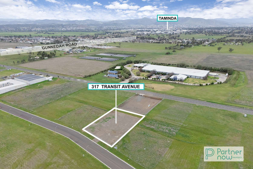 Click to view all images 15 Transit Avenue Tamworth NSW 2340 - Image 2