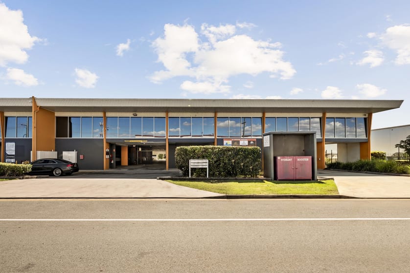Click to view all images 8/36 Leonard Crescent Brendale QLD 4500 - Image 2