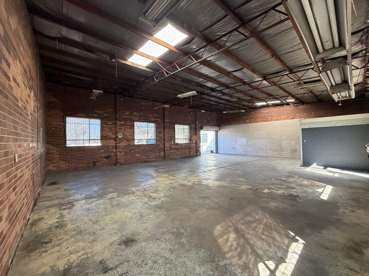 Click to view all images 6/3 Pirie Street Fyshwick ACT 2609 - Image 2