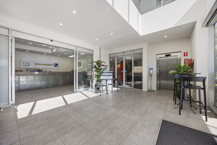 Suites 1 & 3/300B Gillies Street Wendouree VIC 3355 - Image 3
