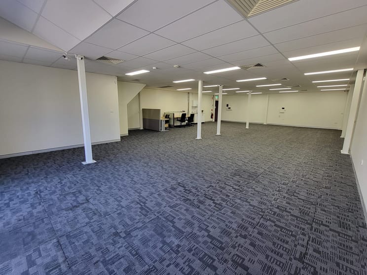Click to view all images B12/1 Maitland Place Norwest NSW 2153 - Image 2