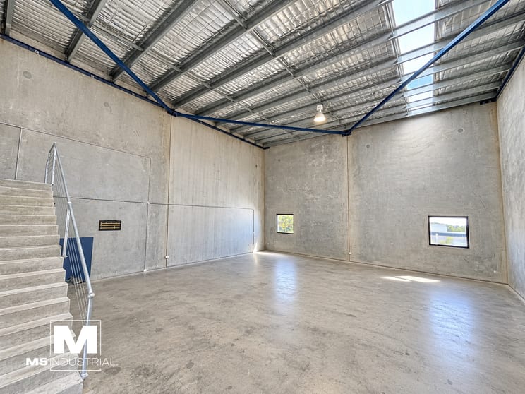 Click to view all images J7/5-7 Hepher Road Campbelltown NSW 2560 - Image 3