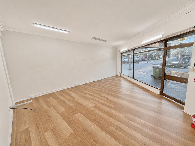 Click to view all images 862A Pittwater Road Dee Why NSW 2099 - Image 2
