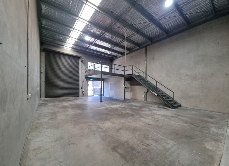 Click to view all images Unit 15/8 Gibbens Road West Gosford NSW 2250 - Image 3