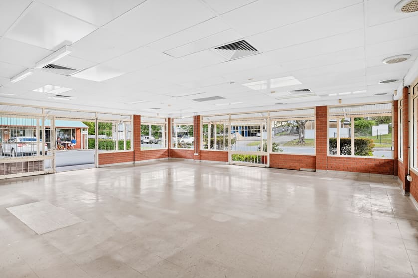 Click to view all images 1/18 Ferry Street Nerang QLD 4211 - Image 3