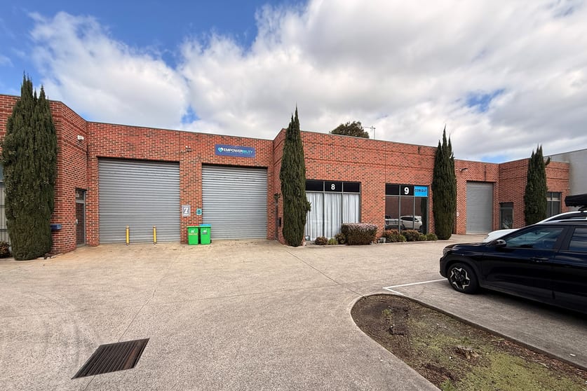 Click to view all images 8/6-8 Eastspur Court Kilsyth South VIC 3137 - Image 2