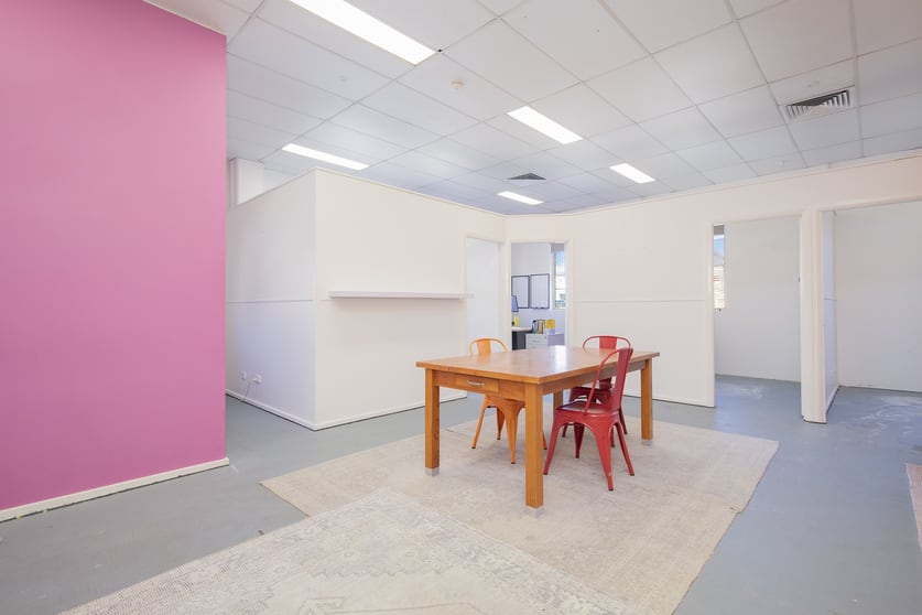 Click to view all images Suite 5, Level 1/102-104 Tudor Street Hamilton NSW 2303 - Image 3