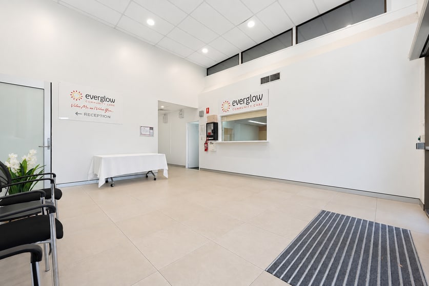 Click to view all images 2/155 Hugh Street Currajong QLD 4812 - Image 2