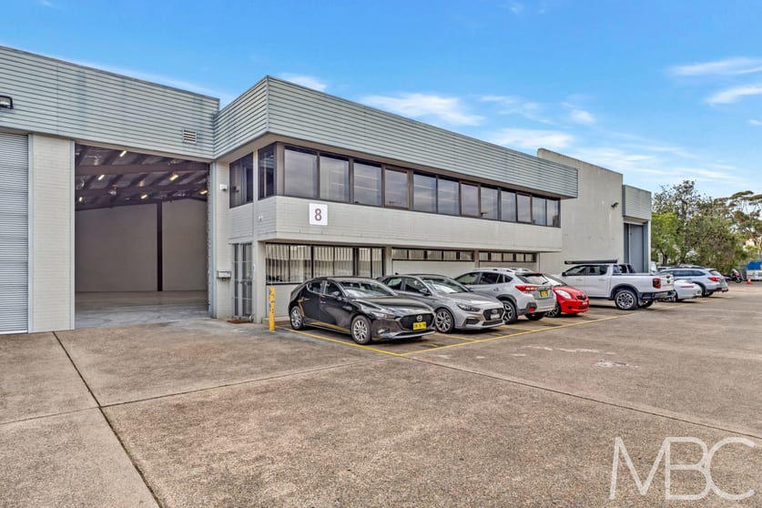 Click to view all images 8/4 Bronti Street Mascot NSW 2020 - Image 1