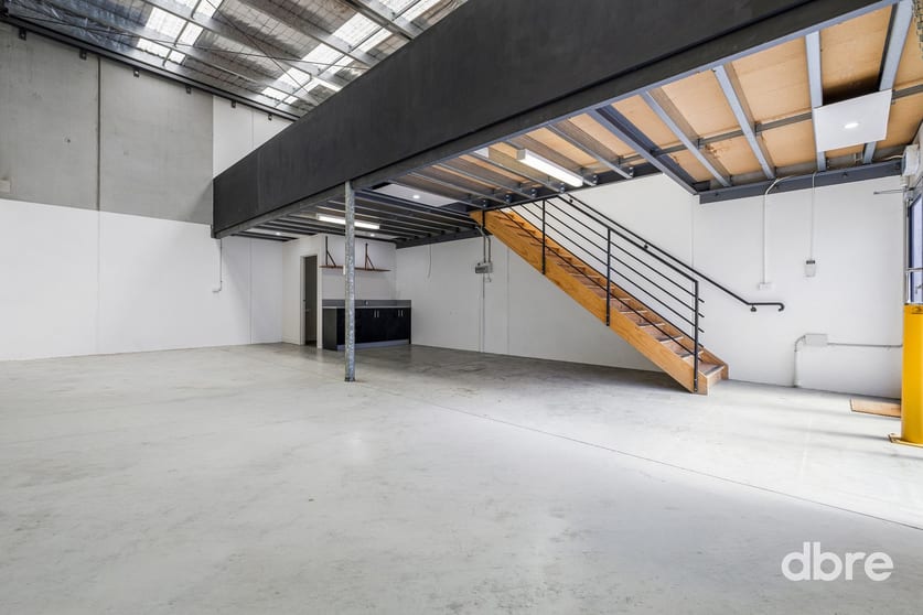 Click to view all images 3/2-6 Independence Street Moorabbin VIC 3189 - Image 3