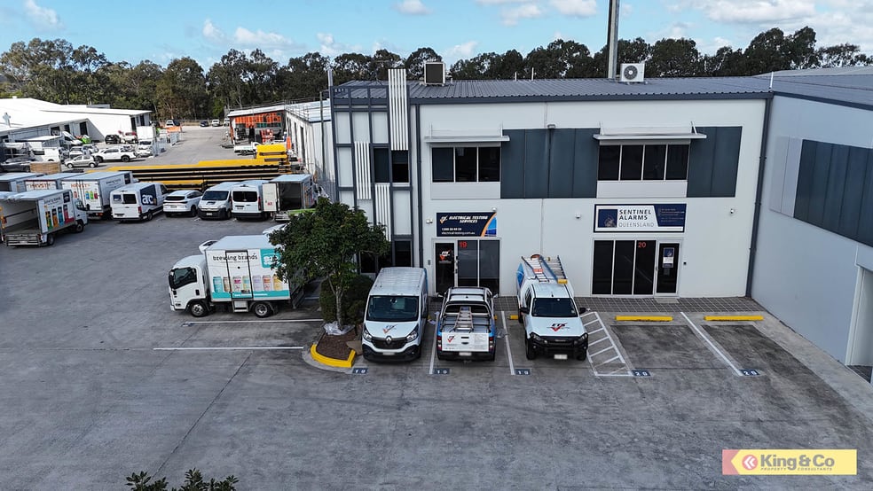Click to view all images 7 & 19/197 Murarrie Road Murarrie QLD 4172 - Image 3