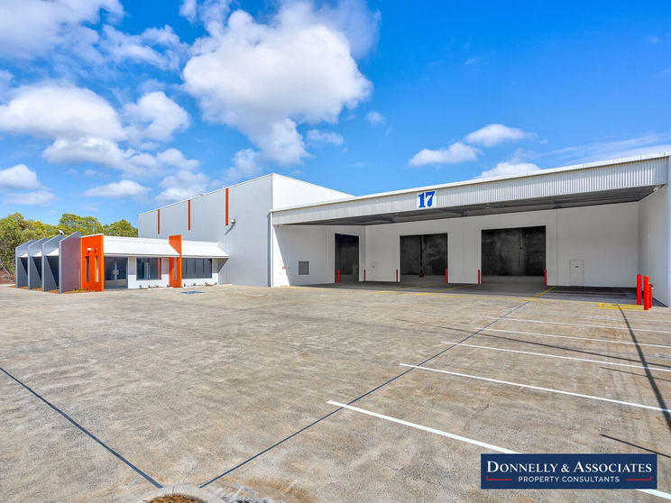 17 Noosa Street Heathwood QLD 4110 - Image 2