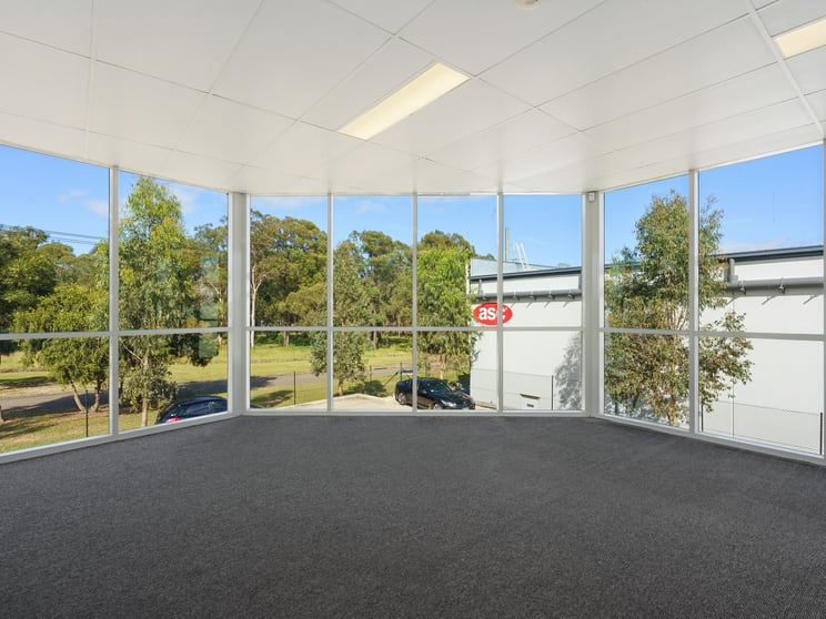 Click to view all images Unit 6/4 Money Close Rouse Hill NSW 2155 - Image 1