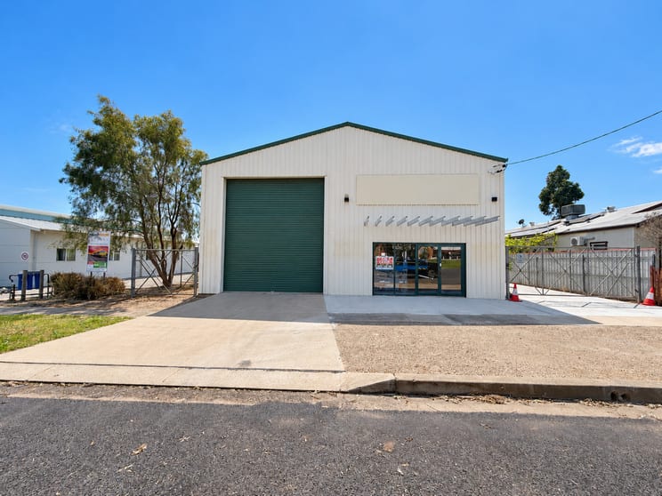 48 Railway Avenue Gunnedah NSW 2380 - Image 2
