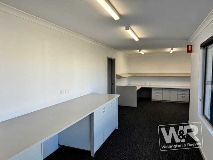 Click to view all images 16 Merrifield Street Milpara WA 6330 - Image 3