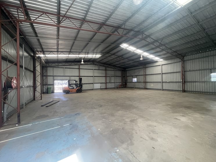 Tenancy 3/3-5 Hile Court Wilsonton QLD 4350 - Image 2